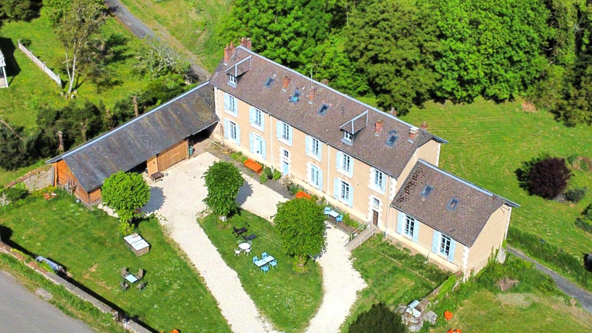 L' Ancienne Ecole Du Morvan Larochemillay Luaran gambar